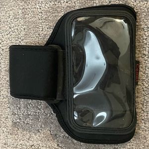 Cellet IPhone 5 Cellphone Holder Arm Band